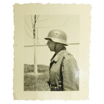 Photo of the Luftwaffe soldier wearing steel helmet. Espenlaub militaria